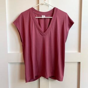 Athleta Explore Tee